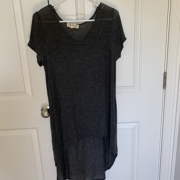 Charcoal High Low T-Shirt - Picture 1 of 4